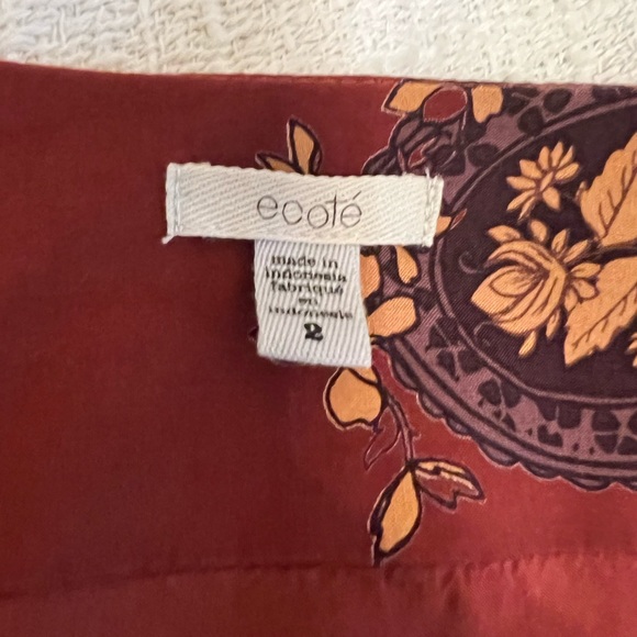 Urban outfitters floral paisley romper size 2 - Picture 3 of 3